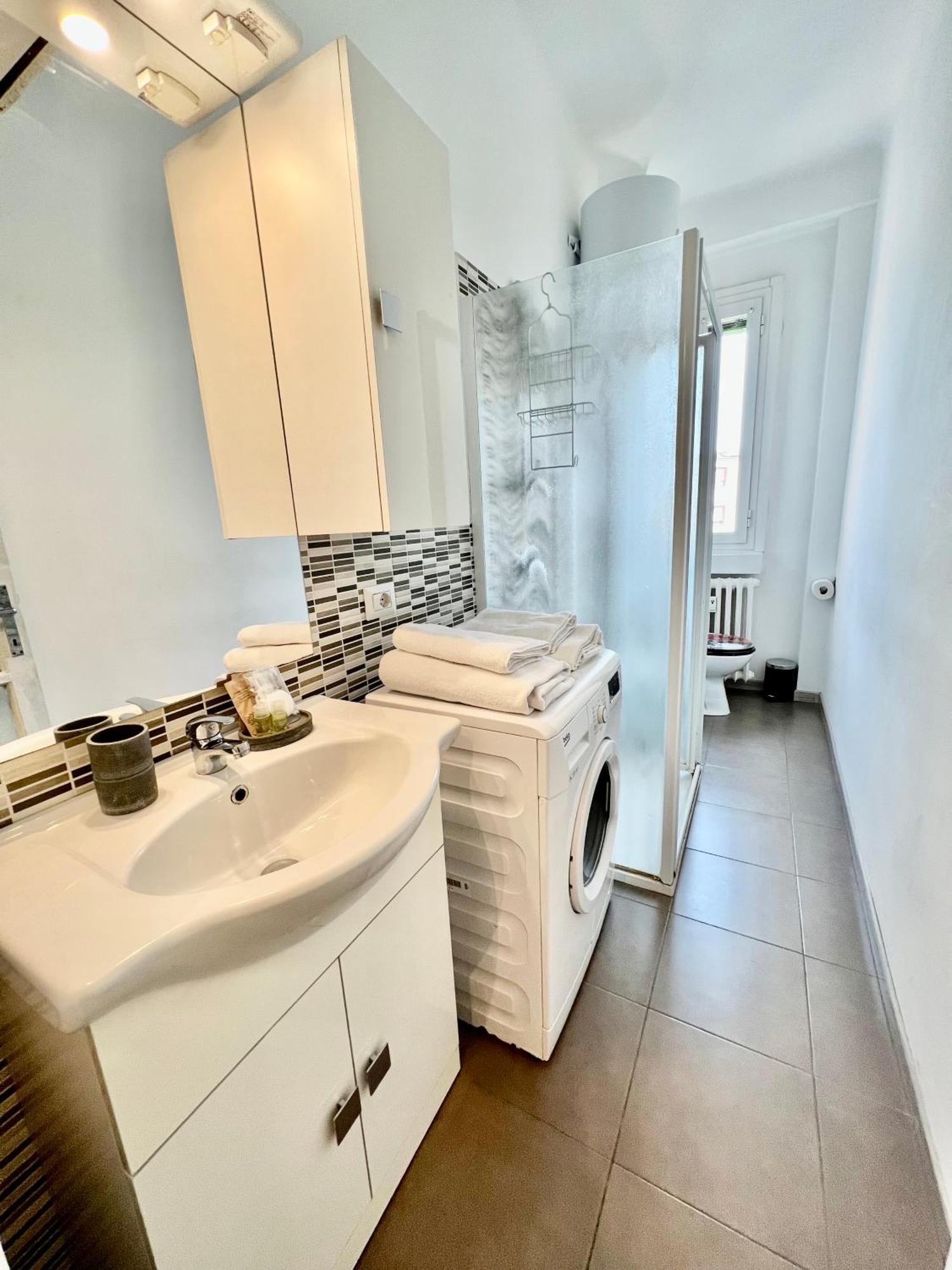 Cozy Apartment 3 Km Away From Duomo 밀라노 외부 사진